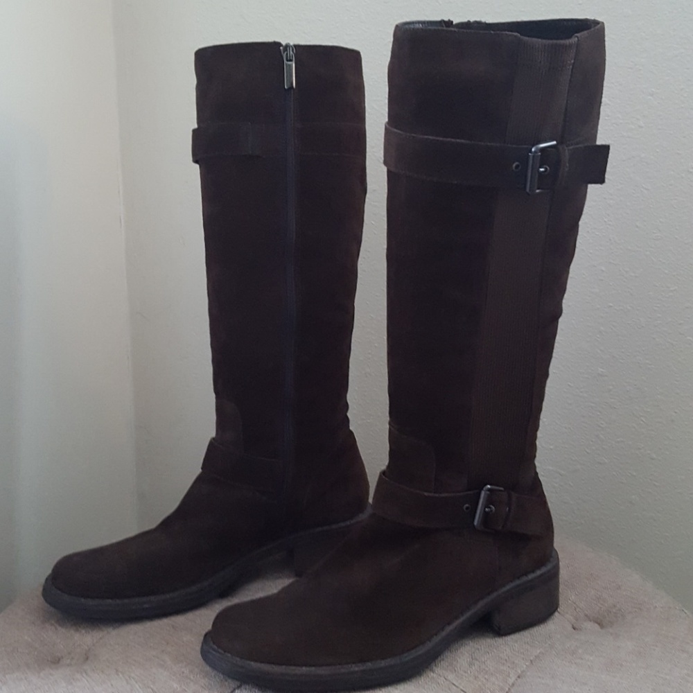 Aquatalia brown boots Great Condition